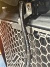 Mistral MG V100 MANDELLO (E5) ochranná mřížka chladiče, stříbrná