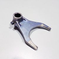 Řadící vidlička převodovky APRILIA V4 1000