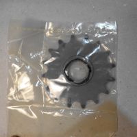 Ozubené kolečko APRILIA PEGASO /  MOTO