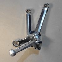 Stupačka spolujezdce pravá APRILIA V 2 1000