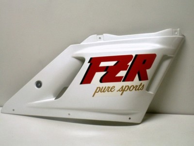 Boční plast pro Yamaha FZR400R. Original