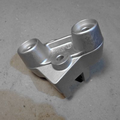 Držák stupačky řidiče levý MOTO GUZZI V7 a V9