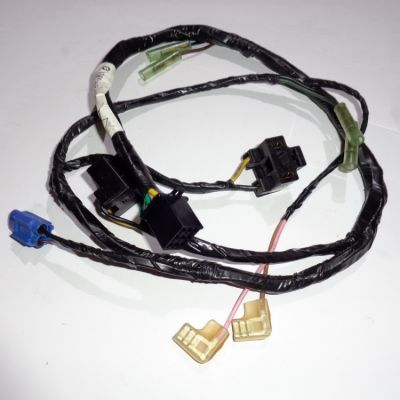 Kabeláž k světlometu Yamaha FZR600R