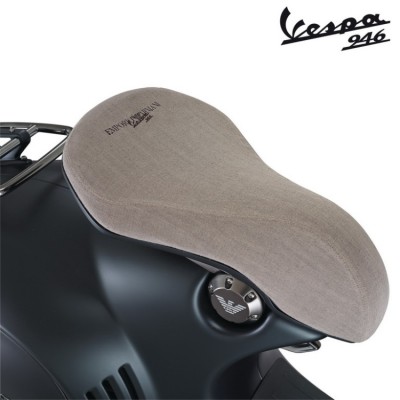 Potah na sedlo VESPA 946 EMPORIO ARMANI