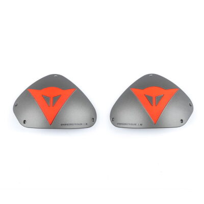 Dainese DETS ALUMINUM SHOULDER výměnné kovové ramenní kryty fluo-červené/aluminium