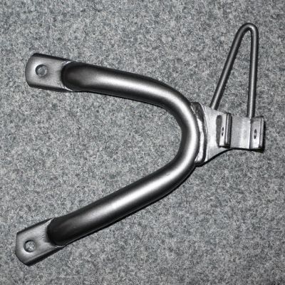 Uchycení levé zadní stupačky Yamaha XT500, XT600E